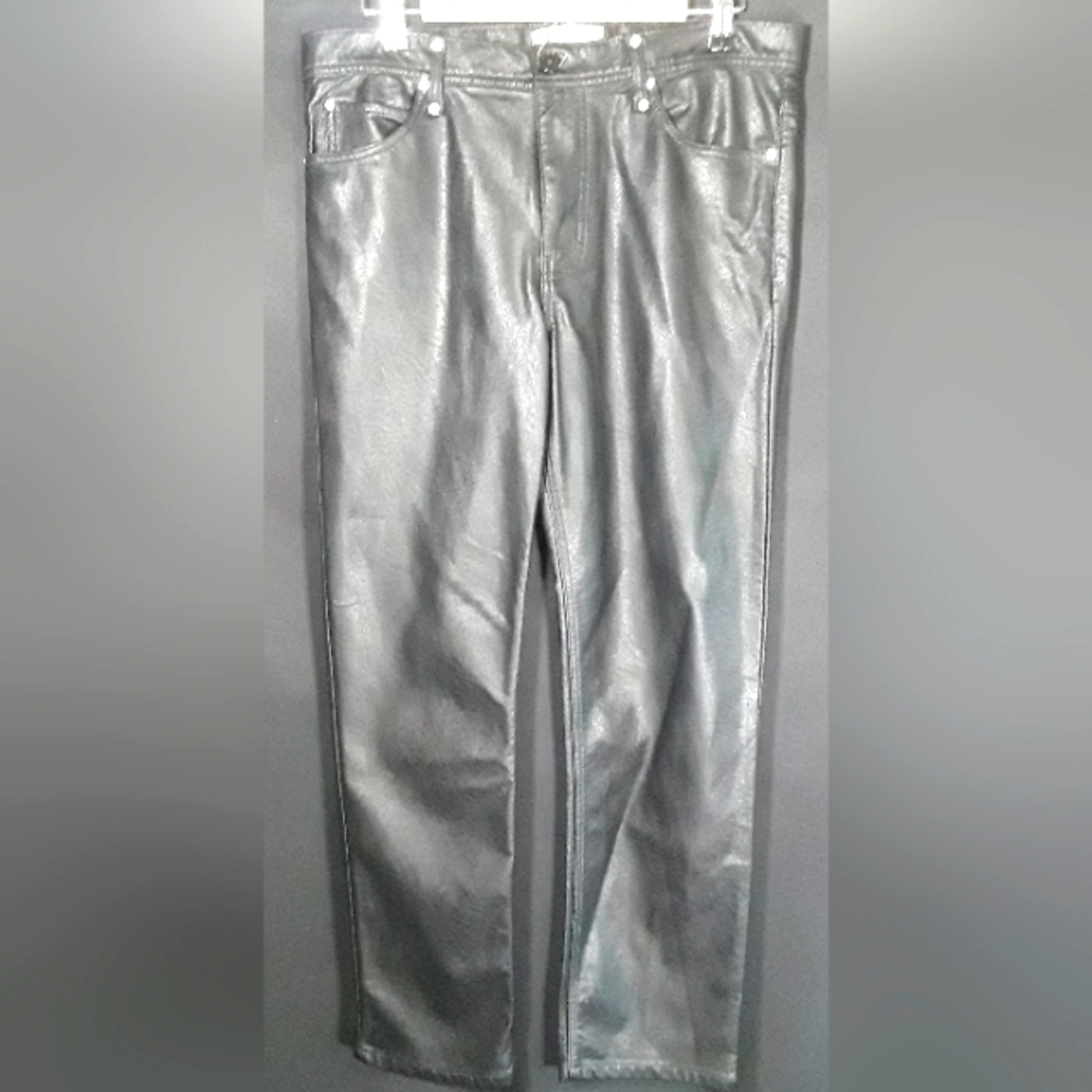 MEN’S BLACK FAUX LEATHER PANTS, 32/32